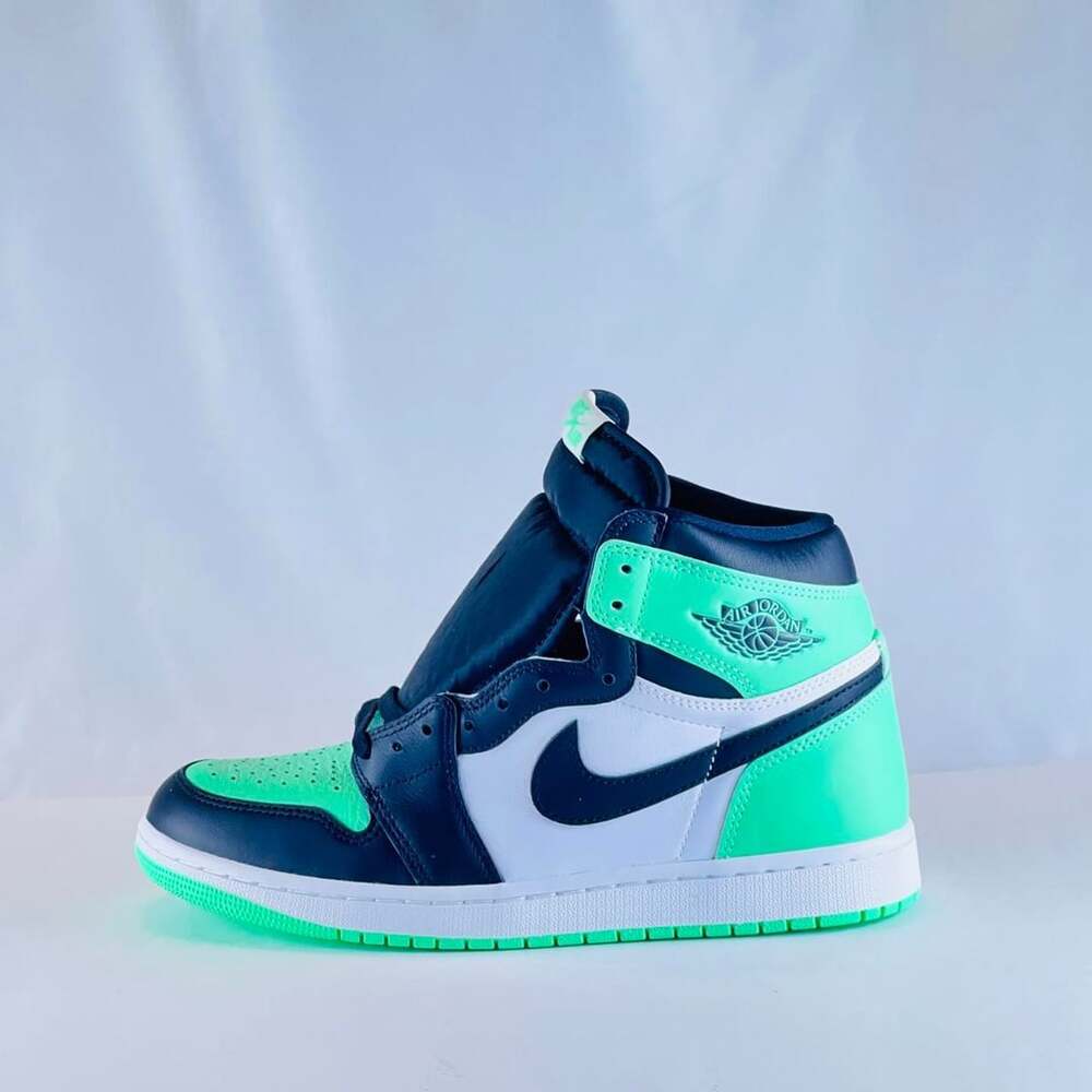 Nike Air Jordan 1 Retro High OG Green Glow DZ5485-130